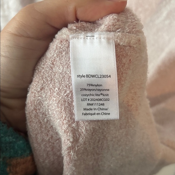 Barefoot Dreams Cozy Chic Cardigan - Picture 4 of 6